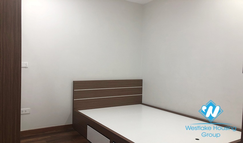 Two-bedroom apartment for rent, fully furnished, new high floor, beautiful view of lake and golf course